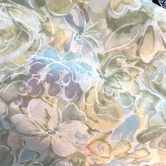 Fabric Cotton Blend Pastel Flowers Floral Green Yellow 45" x 4 yards Spring - Picture 3 of 4